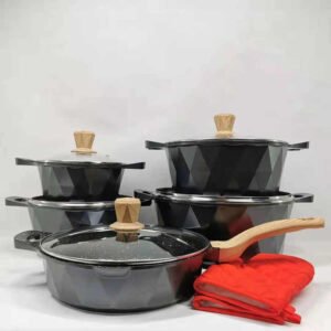 H1465d116722b4ffeaf0b9c58e3415e5eg.jpg_720x720q50_800x800.jpg 12-Piece Nonstick Kitchen Cookware Set